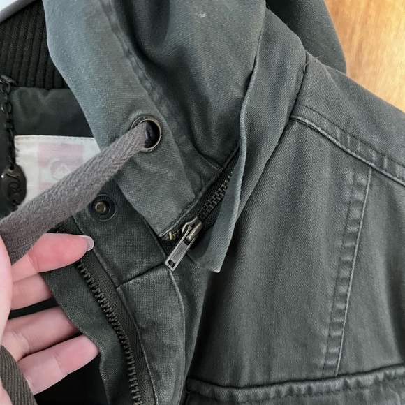 Quiksilver Women’s Coat - Picture 5 of 5